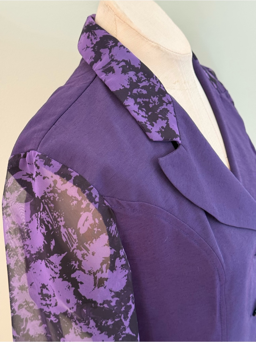 VTG Le Chateau Purple Figure Fitted Sheer Sleeves Top - Picture 4 of 13